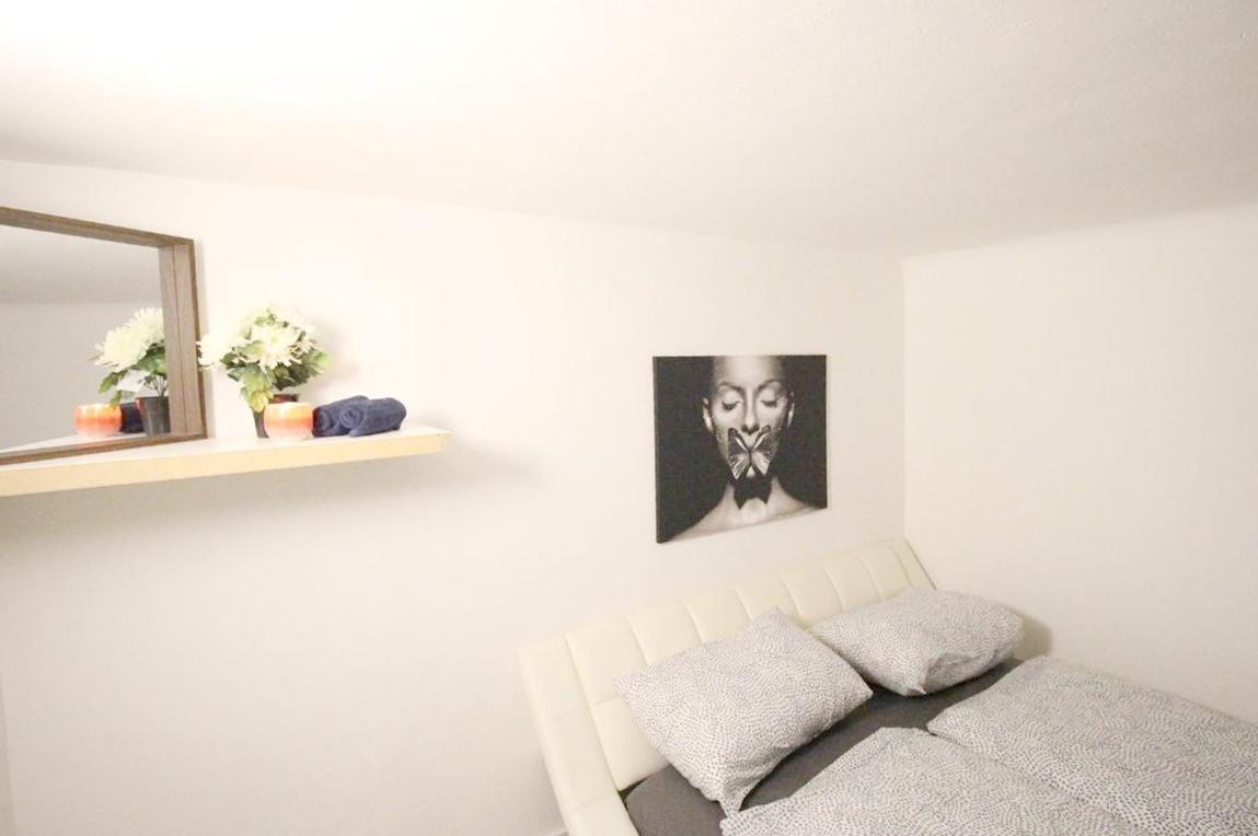 Comfortable Rooms In Akh Area Vienna Exterior photo