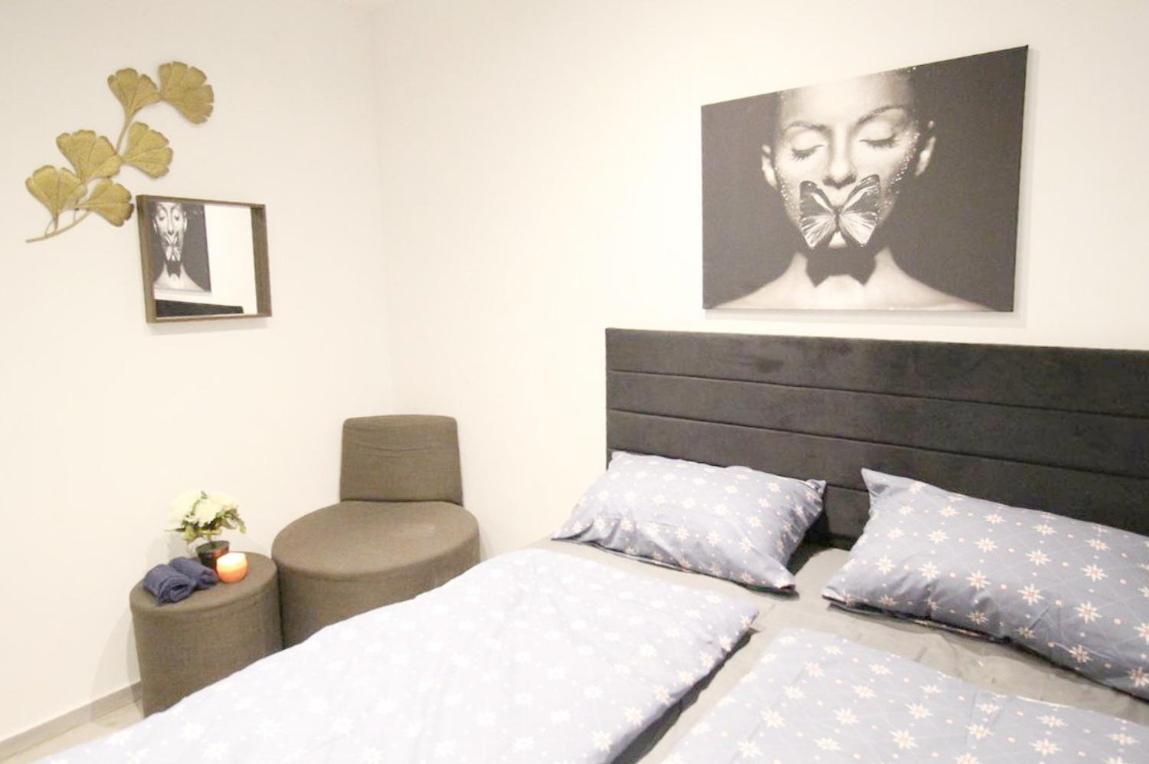 Comfortable Rooms In Akh Area Vienna Exterior photo