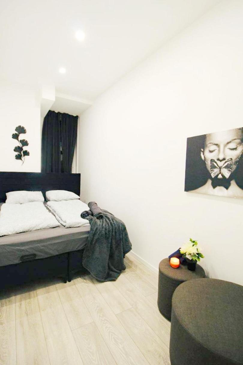 Comfortable Rooms In Akh Area Vienna Exterior photo